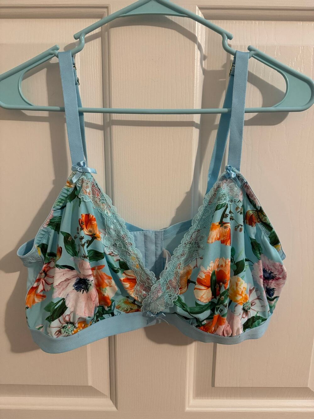 Cacique by Lane Bryant Floral Wireless Bralette Lace Trim Mint Green Pink 42DD